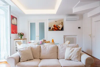 Apartment image 8
